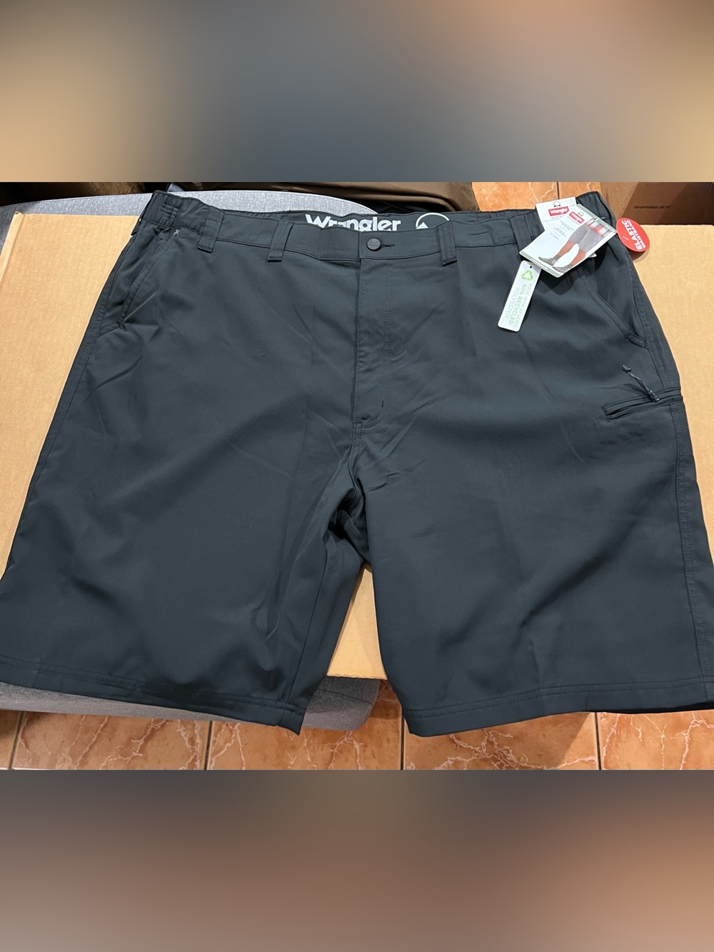 Wrangler Men Outdoor Performance Elastic Waist Short Black Big sz 48 Inseam 10”